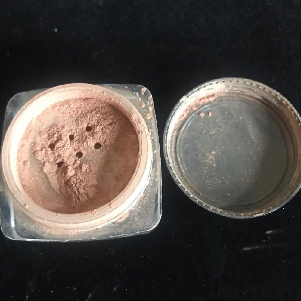 Loose Blush - Natural Beige Finish